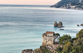 Undiscovered Campania - Lloyds Baia Hotel Vietri